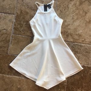 Scoop neck white sleeveless flowy summer dress- S
